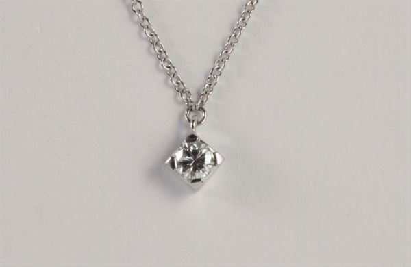 Pendente con diamante di ct 0,35
