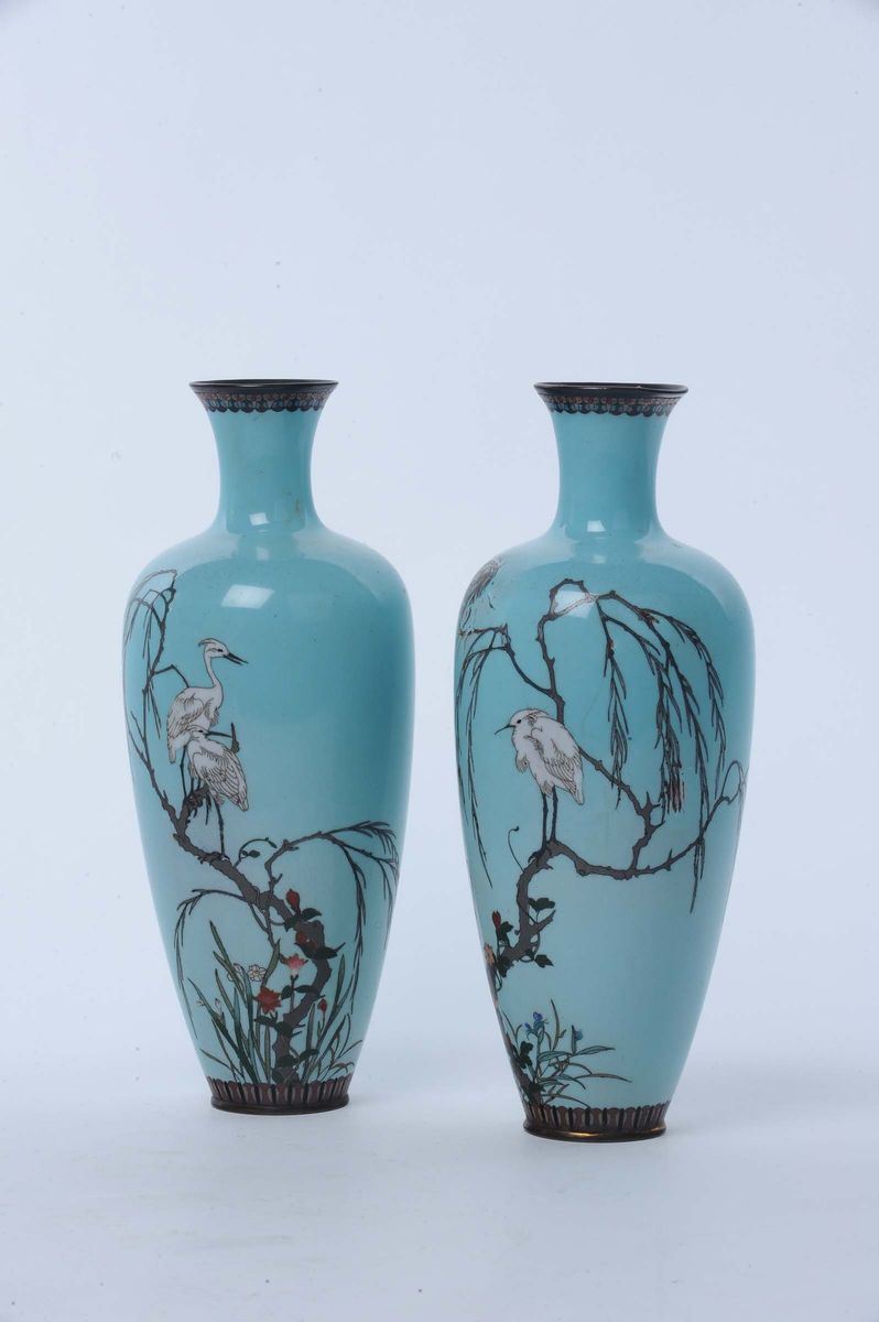 Coppia di vasi cloisonne con uccelli (difetti)  - Auction Antique and Old Masters - Cambi Casa d'Aste