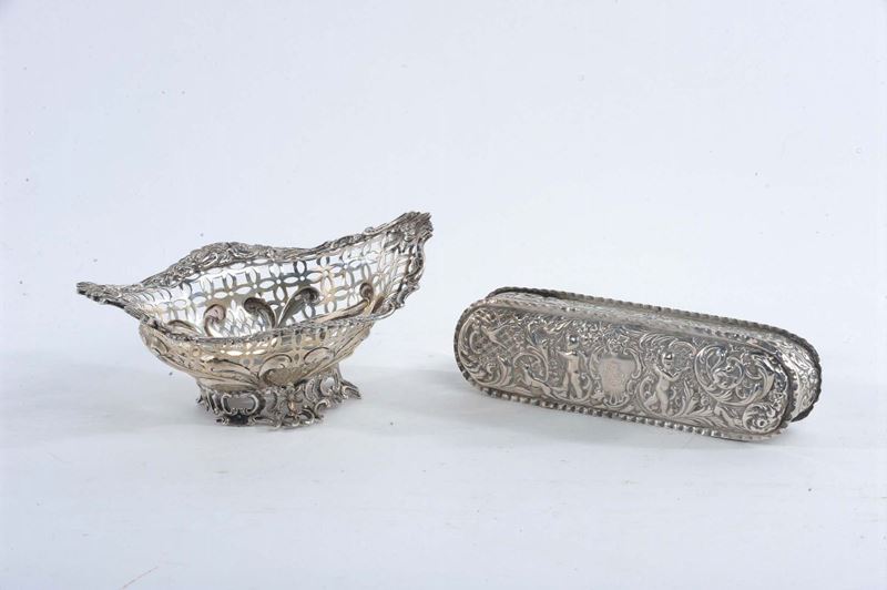 Lotto composto da scatoletta e cestino in argento  - Asta Argenti e Gioielli Antichi e Contemporanei - Cambi Casa d'Aste