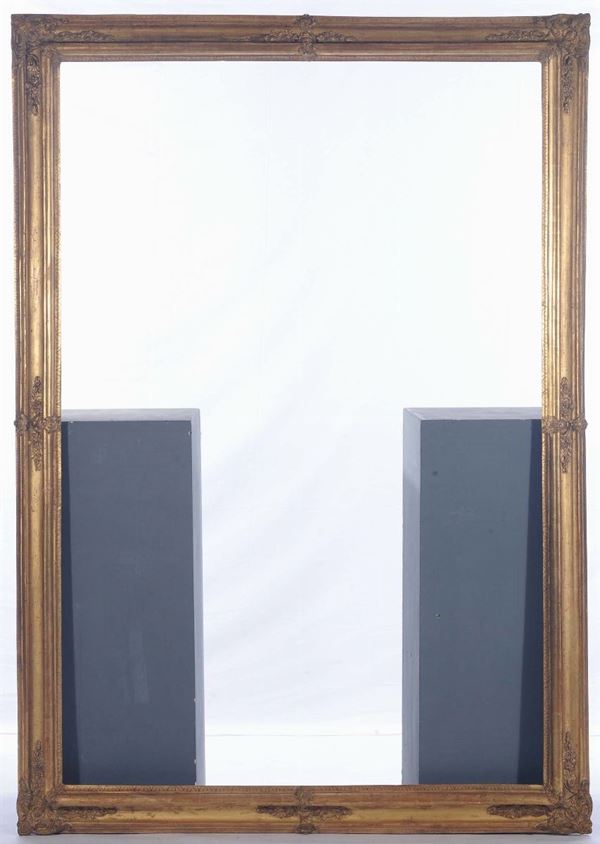 Coppia di grandi cornici in legno, XIX secolo