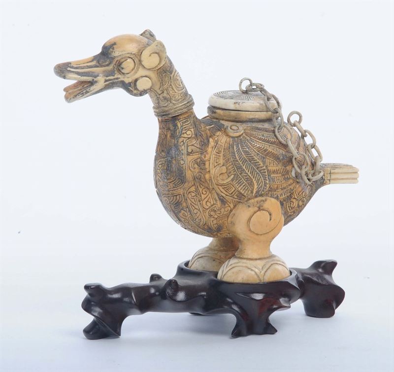 Fiasca a foggia di papera in avorio, Cina XX secolo  - Auction OnLine Auction 06-2012 - Cambi Casa d'Aste