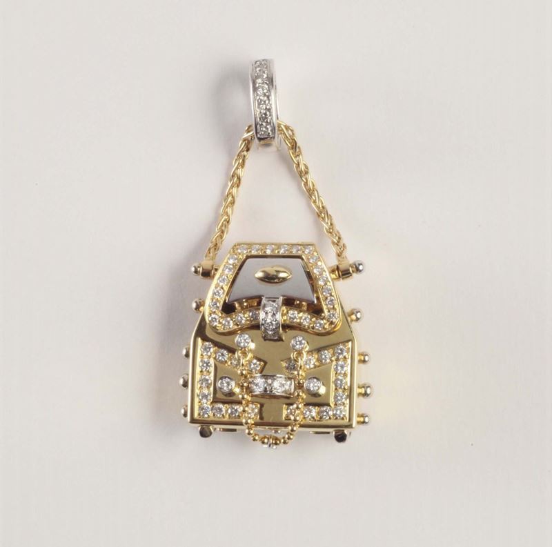 Pendente a forma di borsetta  - Asta Argenti e Gioielli Antichi e Contemporanei - Cambi Casa d'Aste