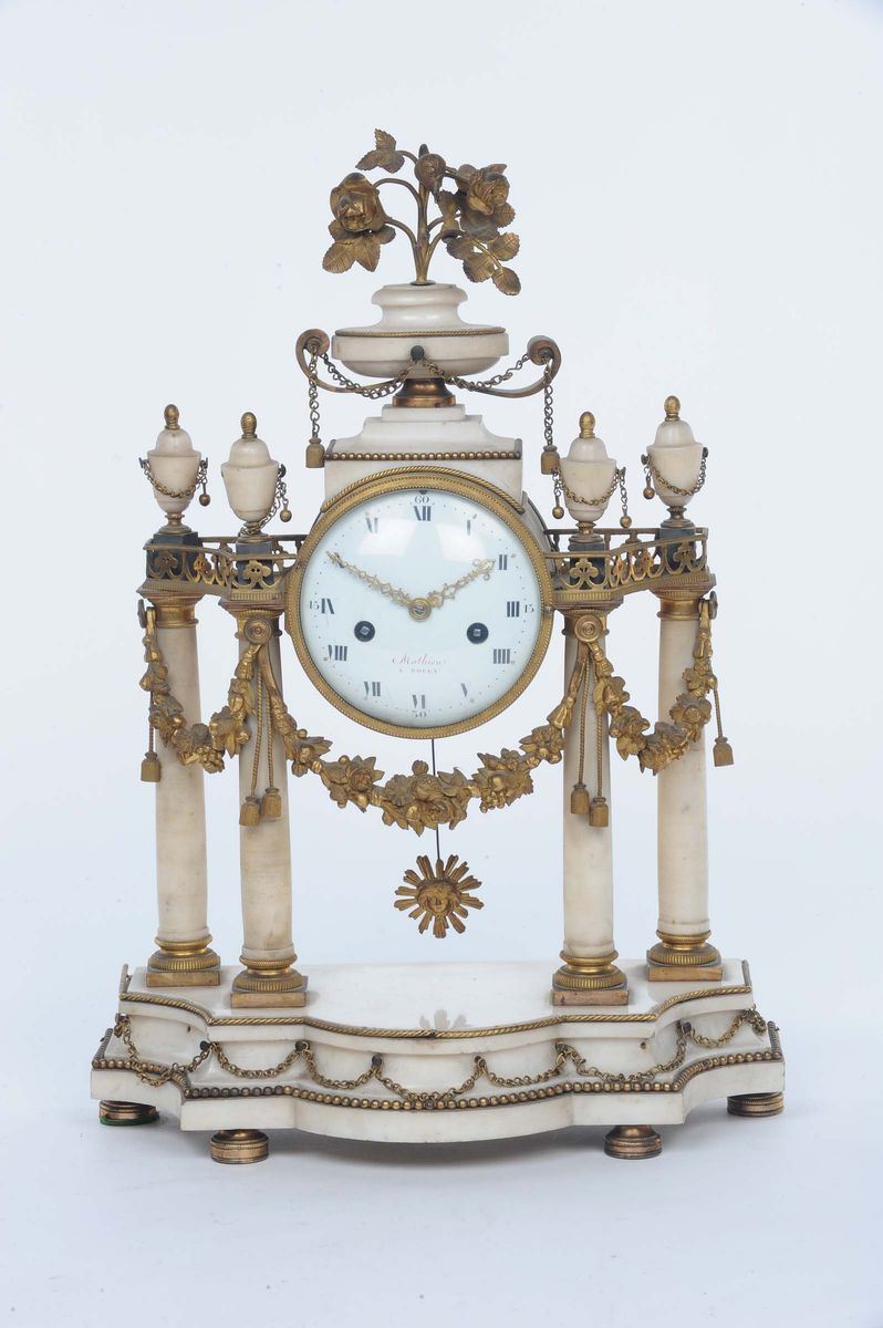 Orologio a tempietto marmo e bronzo dorato, Mathieu a Rouen  - Asta Antiquariato e Dipinti Antichi - Cambi Casa d'Aste