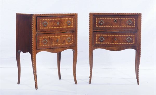 Coppia di comodini in stile Luigi XV