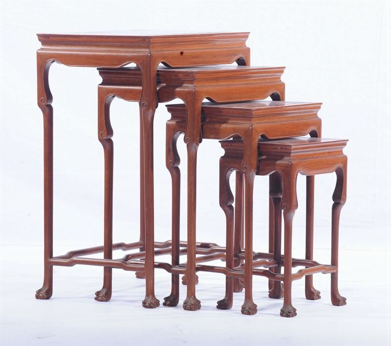 Quattro tavolini a nido  - Auction Antique and Old Masters - Cambi Casa d'Aste
