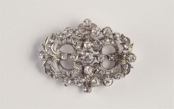 Spilla in argento e diamanti di vecchio taglio