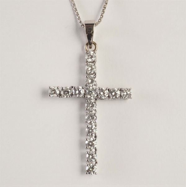 Pendente a croce in diamanti