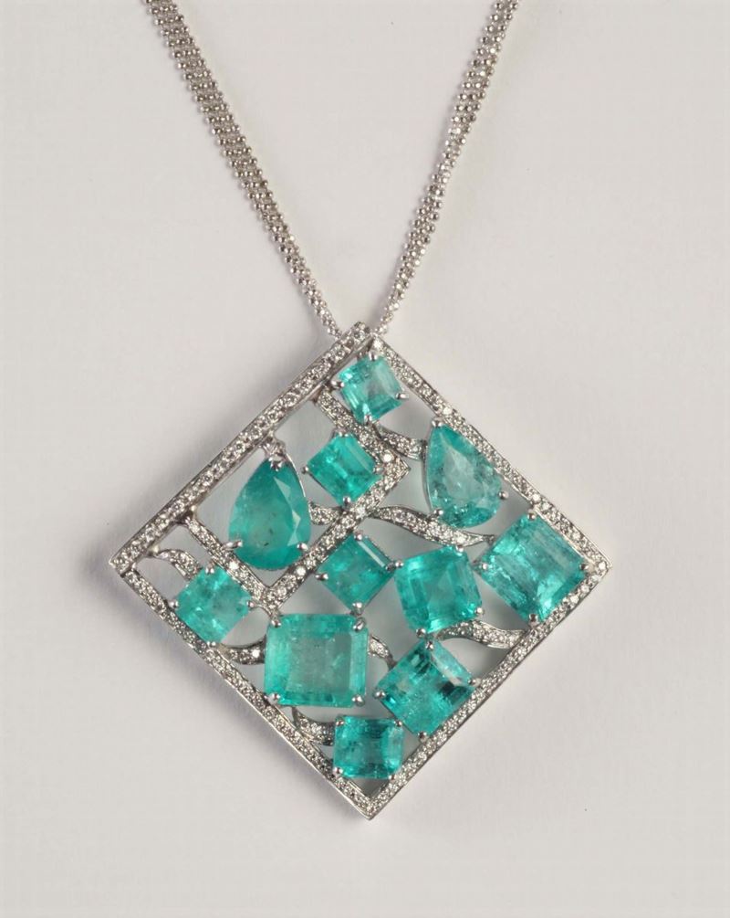Pendente a losanga con smeraldi e diamanti  - Auction Silvers, Ancient and Contemporary Jewels - Cambi Casa d'Aste