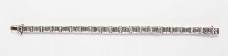 Bracciale con diamanti taglio baguettes  - Asta Argenti e Gioielli Antichi e Contemporanei - Cambi Casa d'Aste