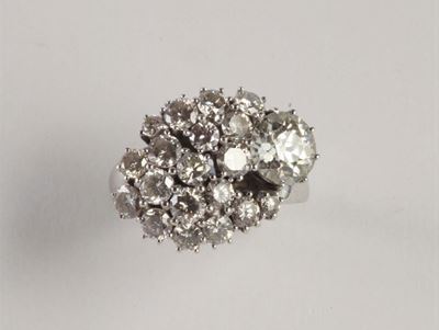 Anello con Diamanti di Vecchio Taglio