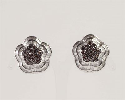 Orecchini con Diamanti Bianchi e Brown