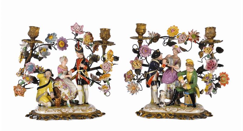 Due gruppi in porcellana e bronzo a foggia di candelieri a due fiamme, Francia XIX secolo  - Auction Antique and Old Masters - Cambi Casa d'Aste