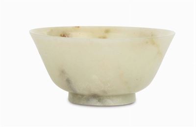 Coppa in Giada Bianca con Inclusioni. Cina, Dinastia Qing, XVIII Secolo