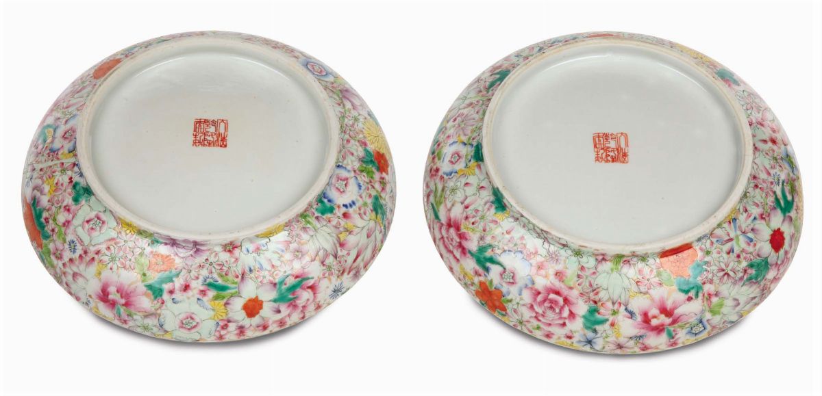 Coppia di Scatole Mil Fleurs Famiglia Rosa a Decoro Policromo Floreale, Cina XX Secolo