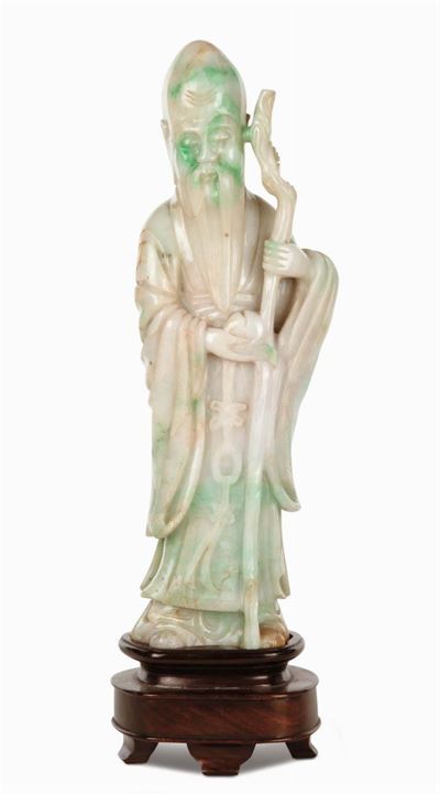 Saggio in Giadeite Bianca e Verde Mela. Cina, Dinastia Qing, XIX Secolo
