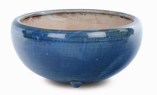 Large light-blue porcelain censer, China, Qing Dynasty, 19th century