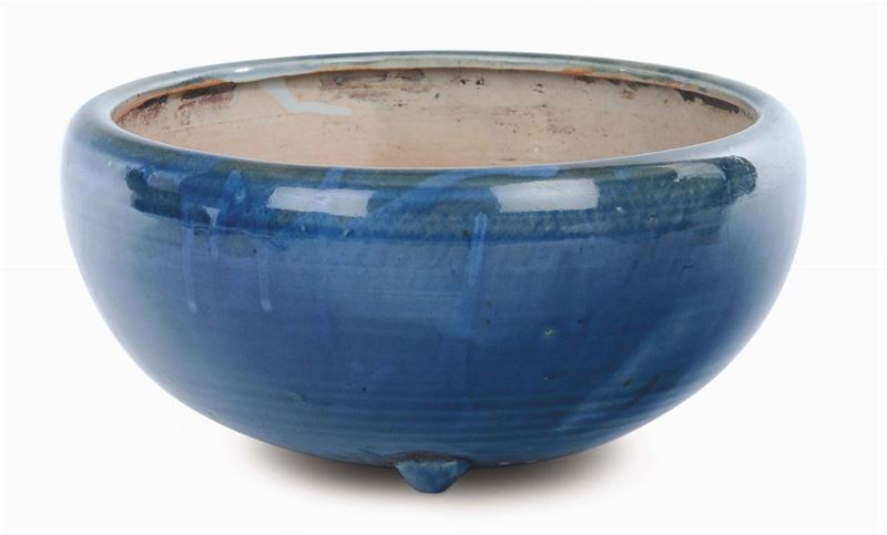 Large light-blue porcelain censer, China, Qing Dynasty, 19th century  - Auction Oriental Art - Cambi Casa d'Aste