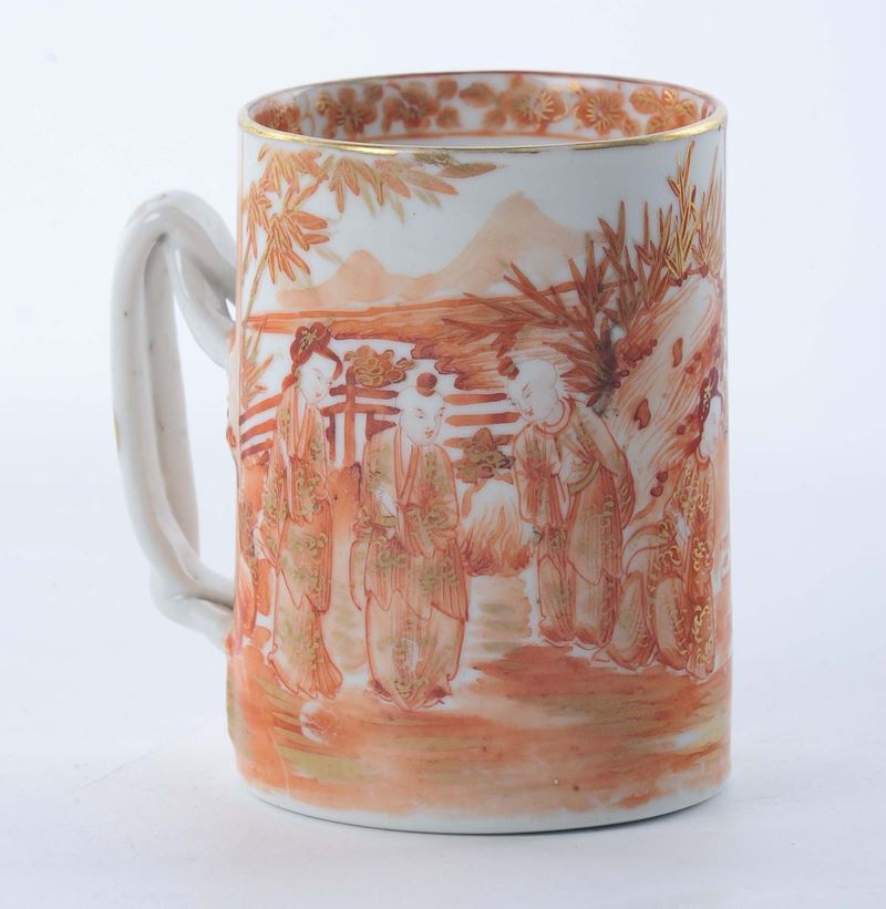 Boccale in porcellana a fondo arancio con personaggi  - Auction Antique and Old Masters - Cambi Casa d'Aste