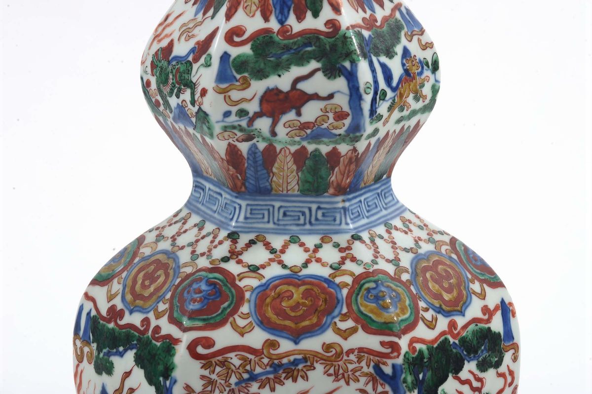 Vaso a Forma di Zucca a Cinque Colori, Cina, Dinastia Qing, XIX Secolo