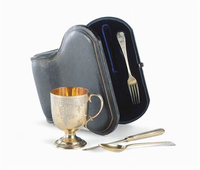 Set di Posate da Bimbo in Argento. Londra 1870