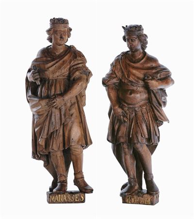 Coppia di Sculture in Legno Raffiguranti Personaggi Regali di Ispirazione Biblica, Italia del Nor...