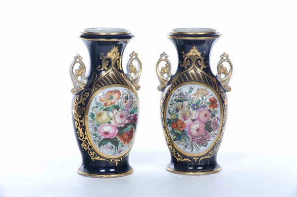 Coppia di vasi in porcellana Vecchia Parigi