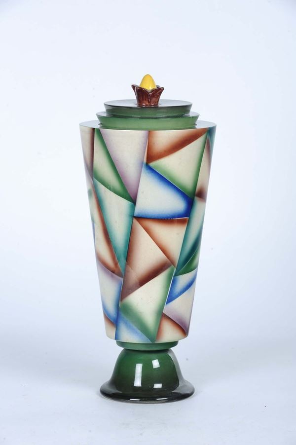 Vaso Galvani a decoro geometrico di forma conica