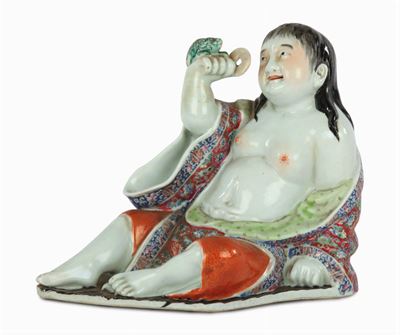 Figura Orientale in Porcellana Policroma, Cina, Periodo Repubblica, XX Secolo