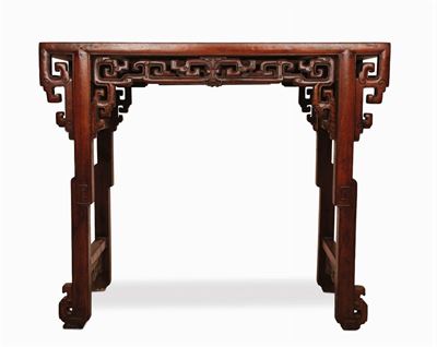 Console Intagliata in Legno di Mogano, Cina Dinastia Qing, XIX Secolo