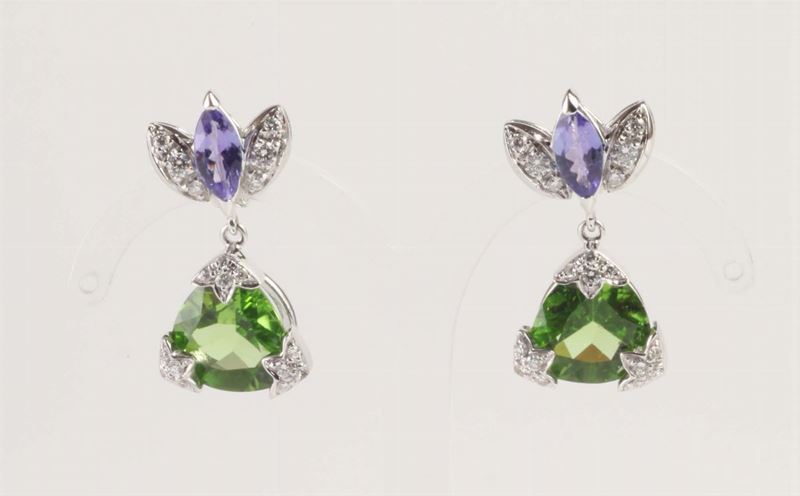 Orecchini pendenti  - Asta Argenti e Gioielli Antichi e Contemporanei - Cambi Casa d'Aste