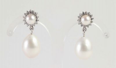 Orecchini con Perle Bianche