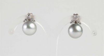 Orecchini con Perle Tahiti e Diamanti
