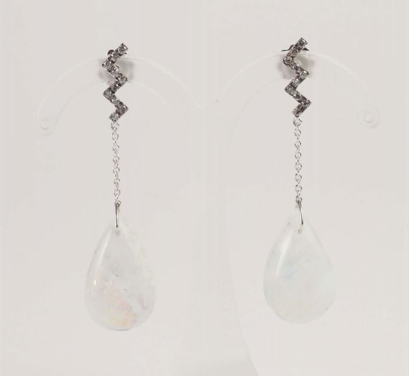 Orecchini pendenti con labradorite taglio a goccia  - Asta Argenti e Gioielli Antichi e Contemporanei - Cambi Casa d'Aste