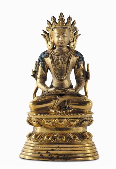 Amitayus in Bronzo Dorato Seduto su Fiore di Loto, Cina Dinastia Qing, XVIII Secolo