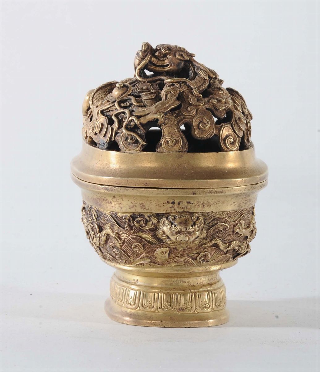 Incensiere in Bronzo Dorato, Cina, Dinastia Qing, XVIII-XIX Secolo