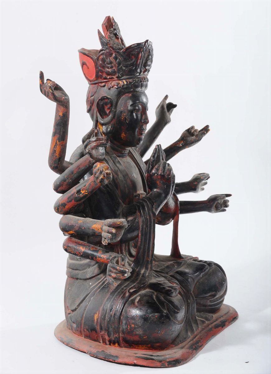 Grande Guaniyn in Legno Laccato a Dieci Braccia, Cina, Dinastia Qing, XVIII Secolo