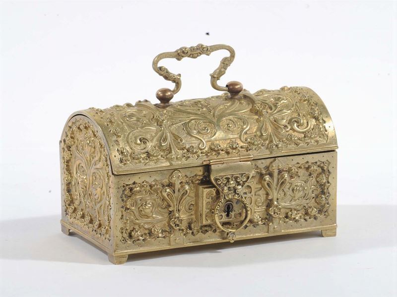 Scrigno in bronzo dorato marchio W  - Auction Antique and Old Masters - Cambi Casa d'Aste
