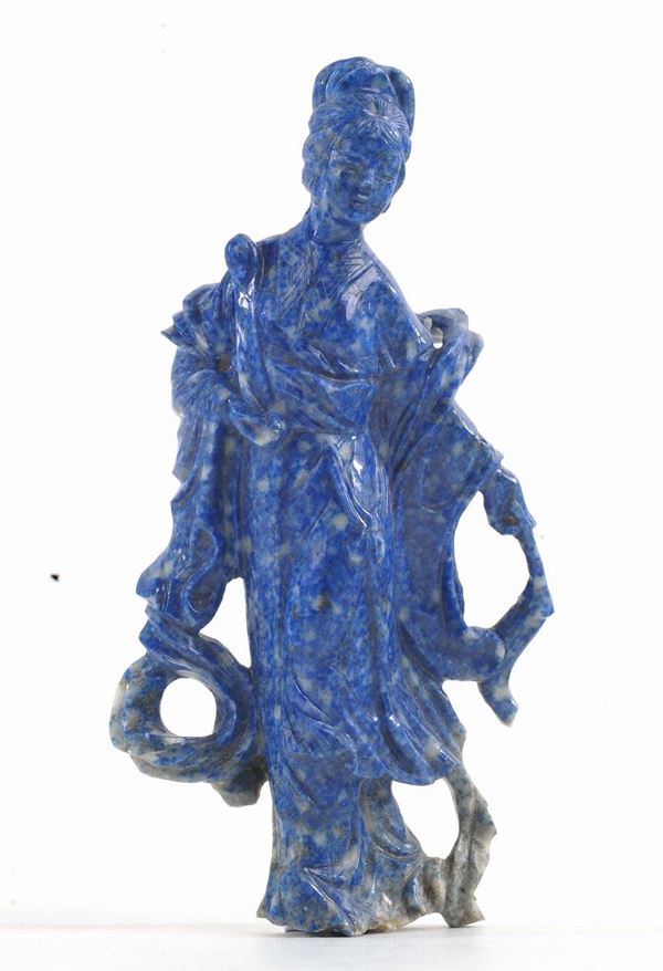 Statuina femminile cinese in pietra blu