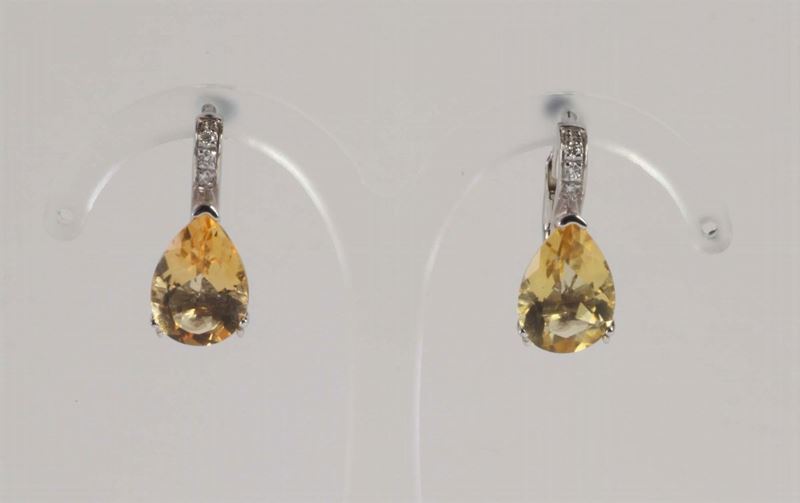 Orecchini con quarzi citrini  - Asta Argenti e Gioielli Antichi e Contemporanei - Cambi Casa d'Aste