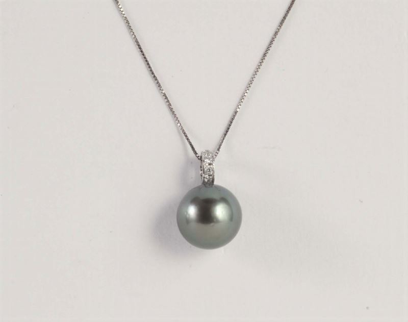 Pendente con perla Tahiti  - Asta Argenti e Gioielli Antichi e Contemporanei - Cambi Casa d'Aste