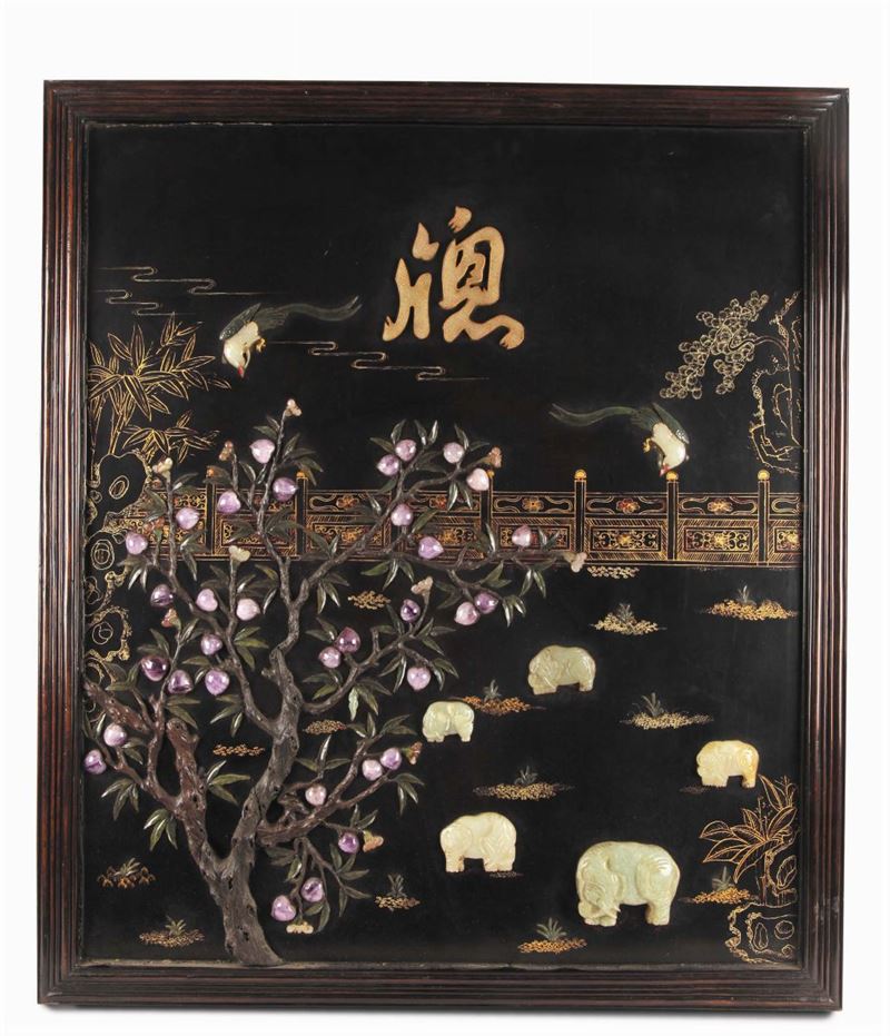 Wooden panel with jade and semi-precious stones applications, China, Qing Dynasty, 19th century  - Auction Oriental Art - Cambi Casa d'Aste