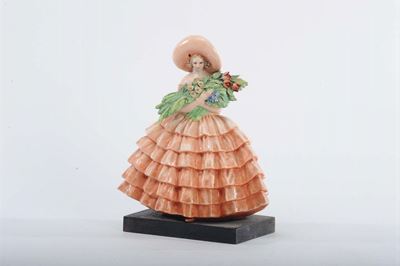 Damina in Ceramica con Mazzo di Fiori, Cacciapuoti