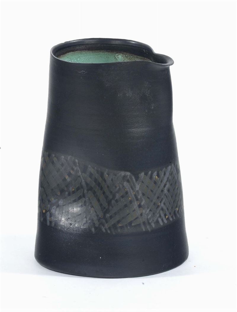Versatoio in ceramica smaltata a fuoco siglato in pasta  - Auction OnLine Auction 05-2012 - Cambi Casa d'Aste