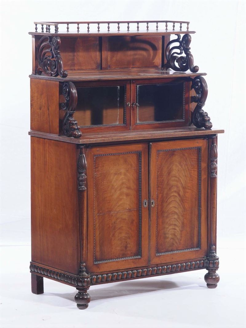 Credenzino con alzata, XIX secolo  - Asta Antiquariato e Dipinti Antichi - Cambi Casa d'Aste