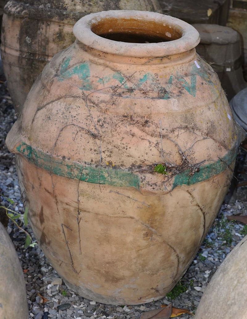 Due giare diverse  - Asta Antiquariato e Dipinti Antichi - Cambi Casa d'Aste