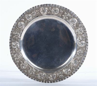 Piatto in Argento con Bordo Sagomato, Gr 560