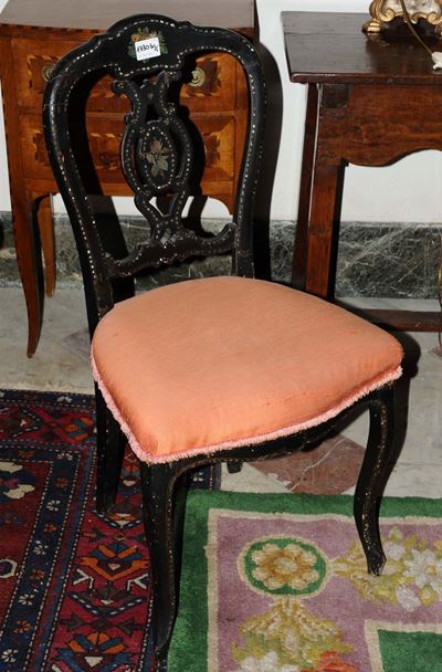 Coppia di Sedie con Intarsi in Madreperla