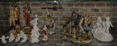 Lotto di Statuine in Porcellana e Bisquit