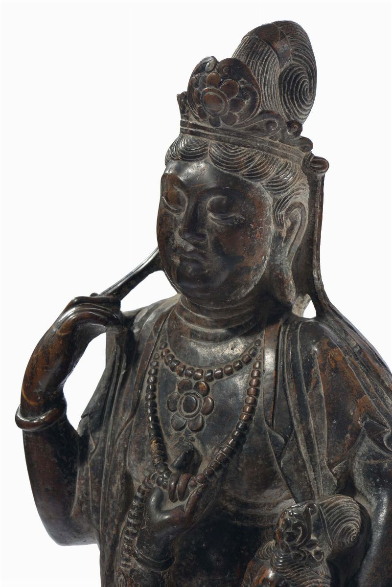Grande Scultura Raffigurante Guanyin con Fanciullo in Pietra, Cina, Dinastia Qing, da un Modello ...
