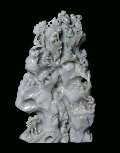 Gruppo in Giadeite con Scimmiette, Cina, Dinastia Qing, Inizio XX Secolo